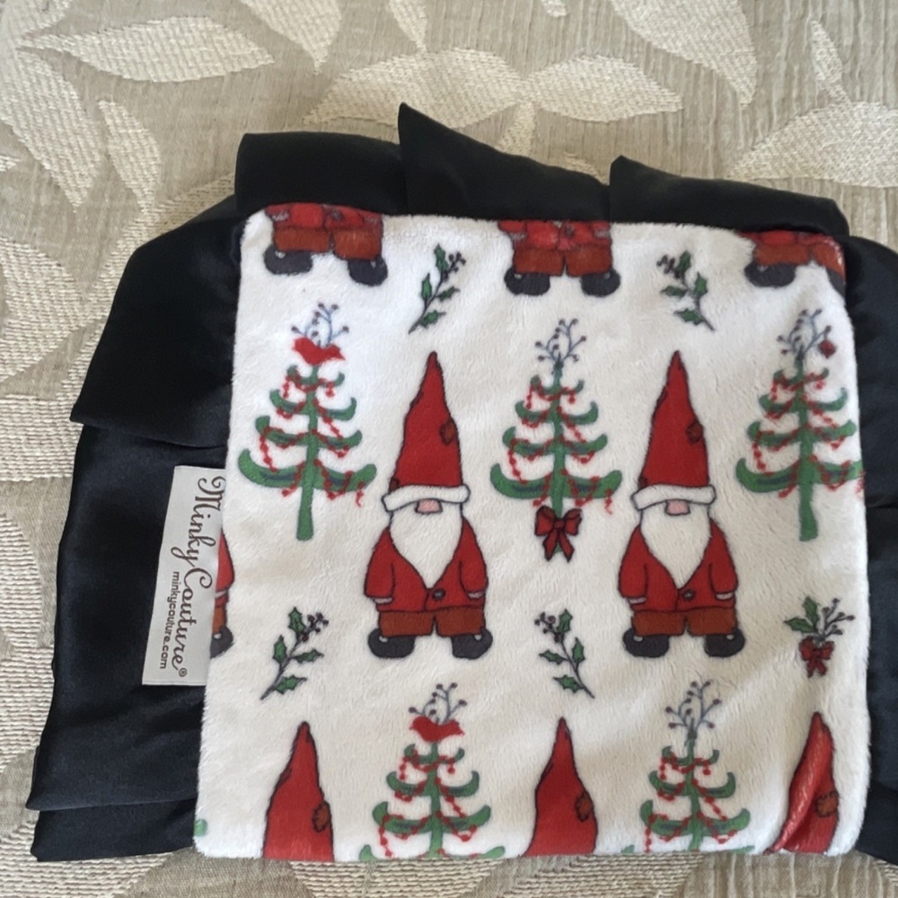 Minky Couture Mini Security Blanket Christmas Gnome Holiday Red Black‎ 10x18